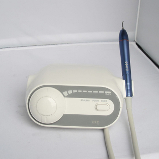 Escalador ultrasónico dental de tipo desmontable con luz LED compatible con EMS OSA-F749