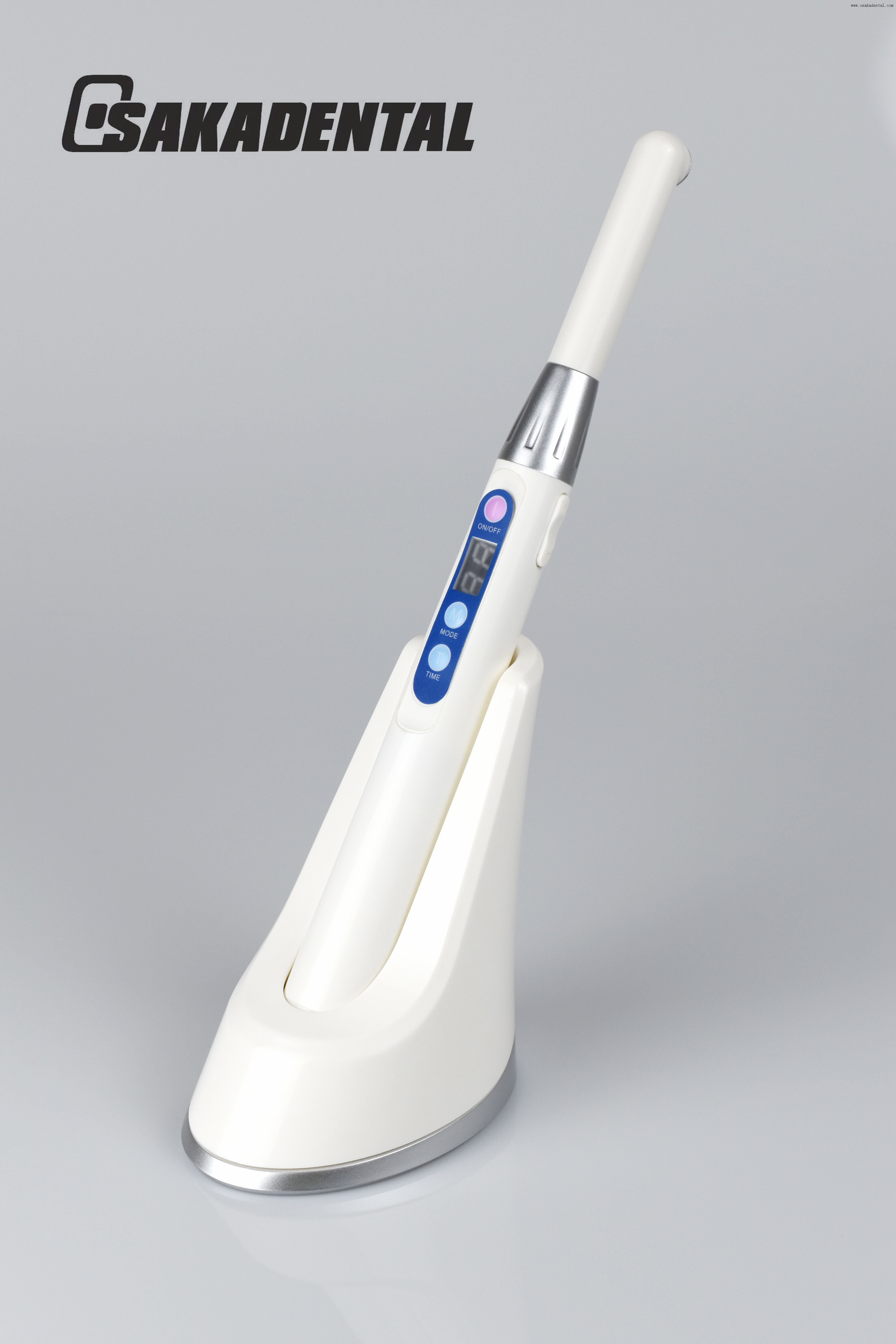 Una segunda lámpara de polimerización dental de 2700 mw/cm para unidad dental
